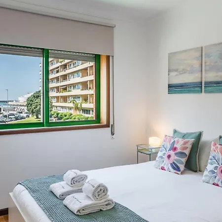 Guestready - Sea Breaking View Pensjonat Matosinhos (Porto)